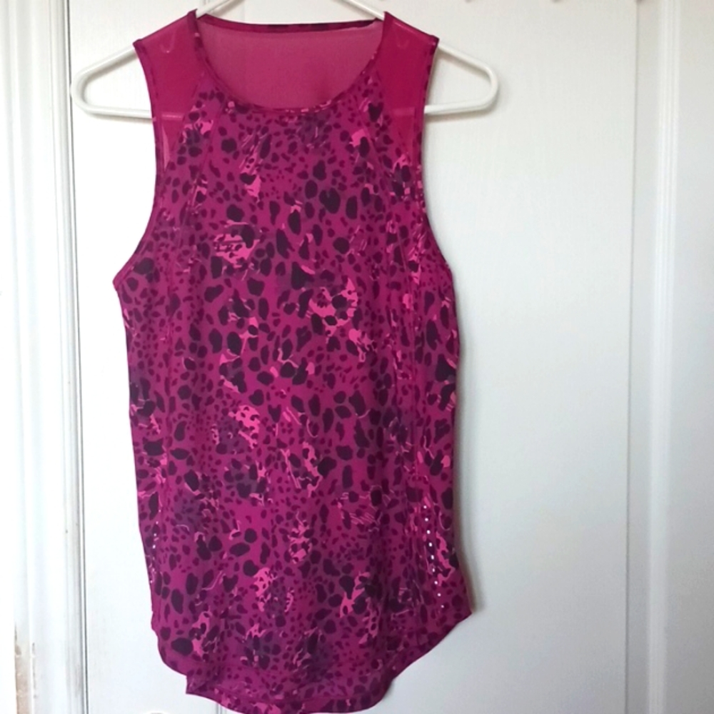 Lululemon top